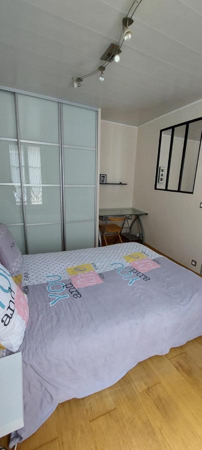 Appartement Coquet Sur Les Hauteurs De Montmartre Paris Luaran gambar